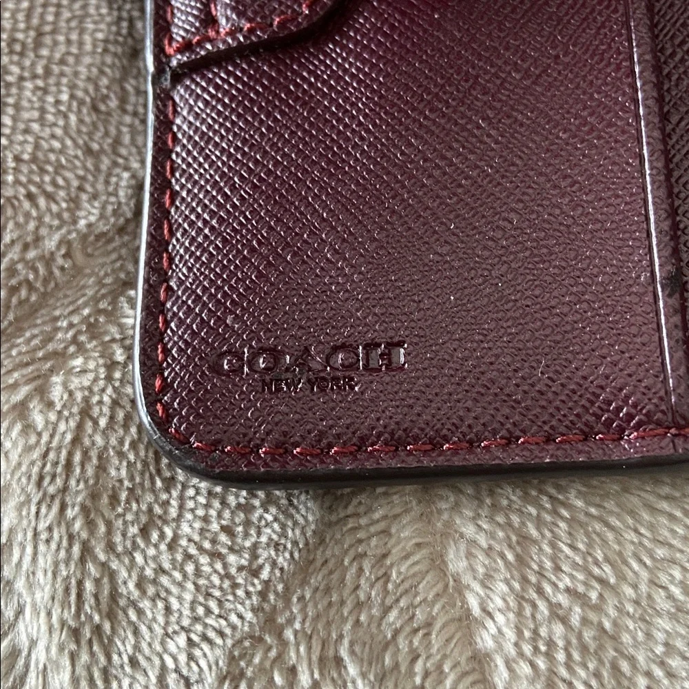 Coach Darcy Bow Wallet - Picture 5 of 7